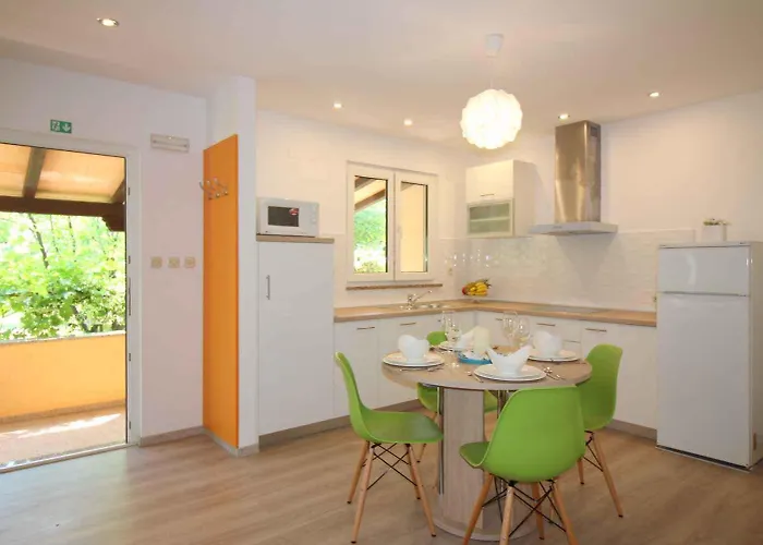 Проживание в семье Homes In - Istrien 10143 Пореч