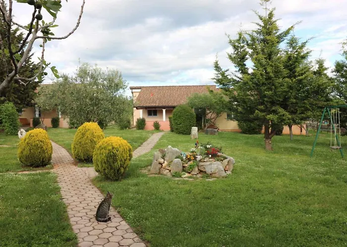 民宿 Homes In - Istrien 10143 *